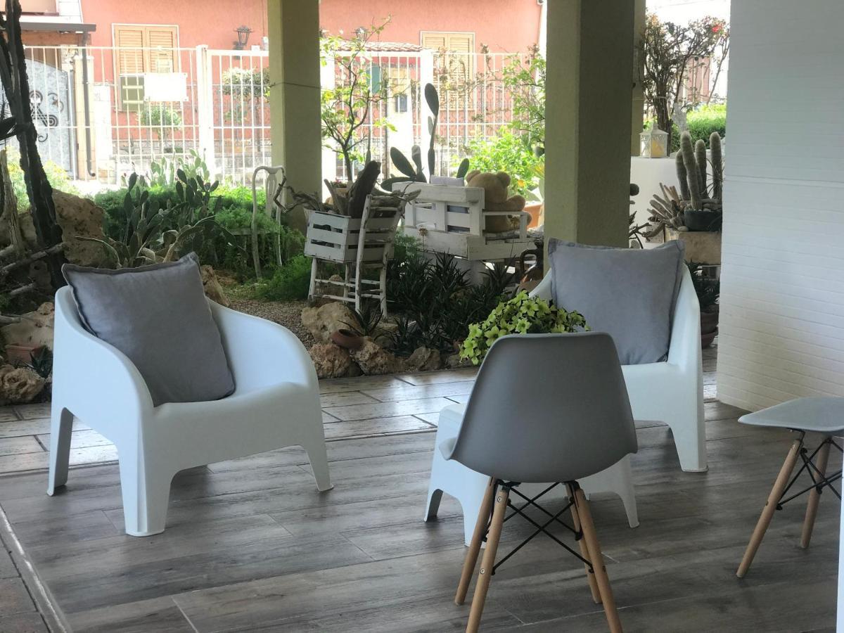 Bed and Breakfast Viro House Squinzano Exterior foto
