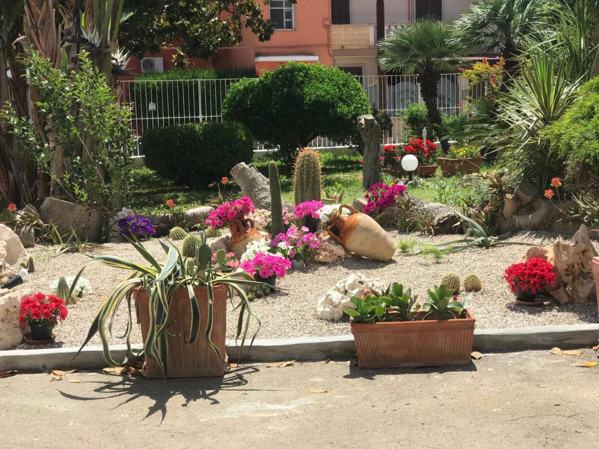 Bed and Breakfast Viro House Squinzano Exterior foto