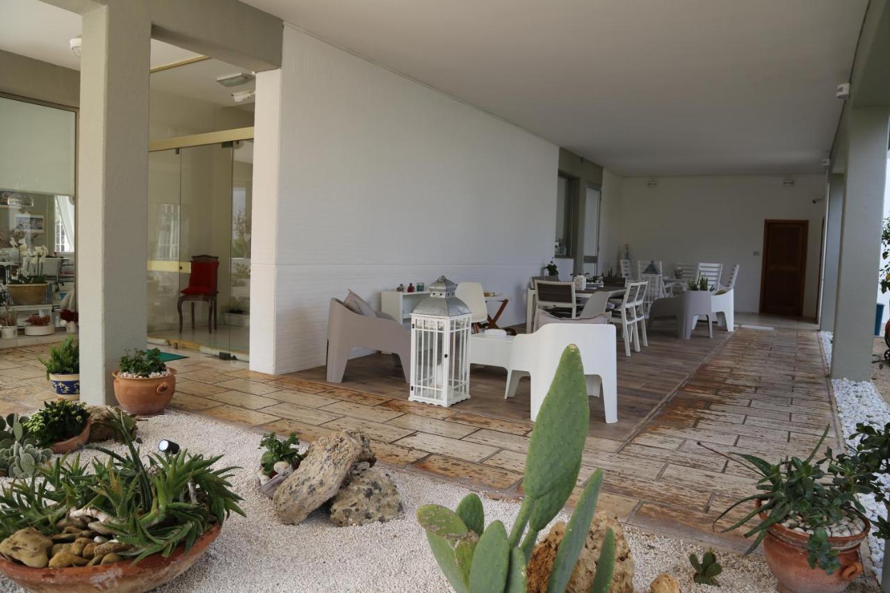 Bed and Breakfast Viro House Squinzano Exterior foto