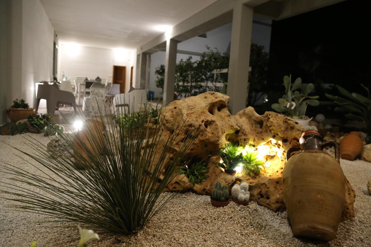 Bed and Breakfast Viro House Squinzano Exterior foto