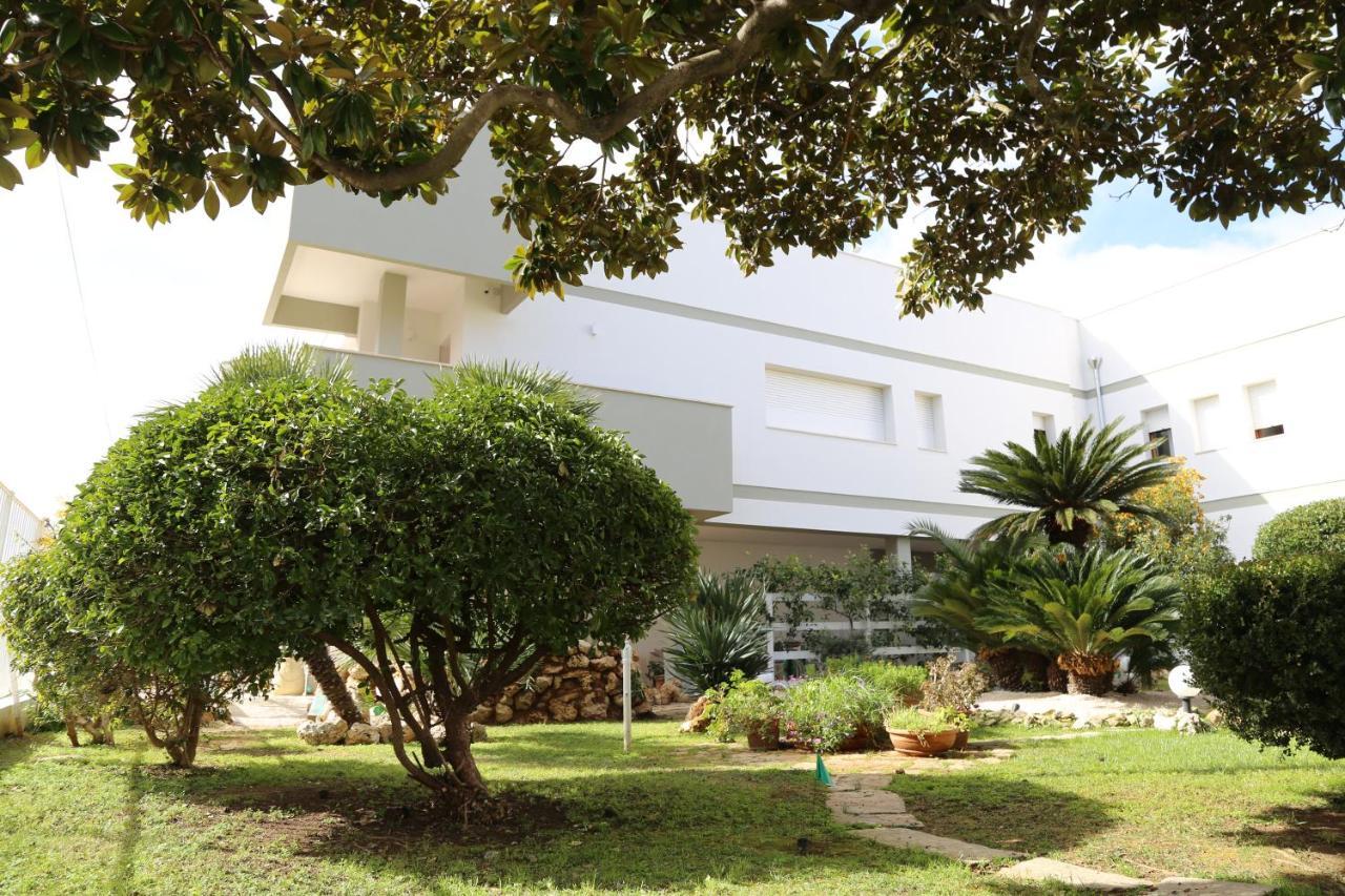Bed and Breakfast Viro House Squinzano Exterior foto