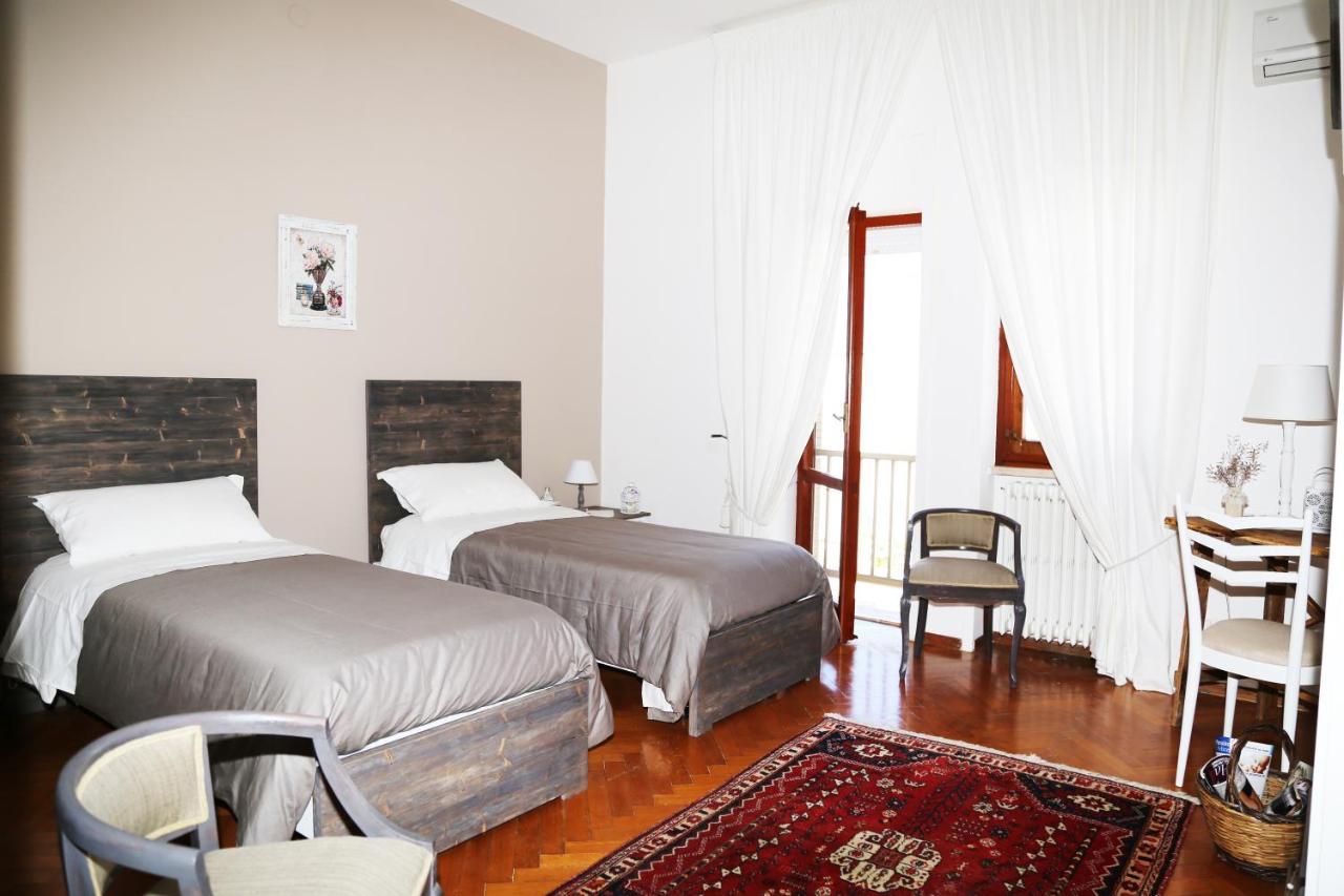 Bed and Breakfast Viro House Squinzano Exterior foto